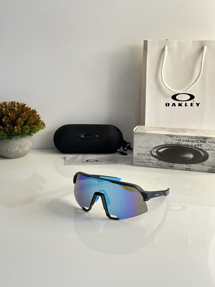 Oaklley Black And Blue Sunglasses