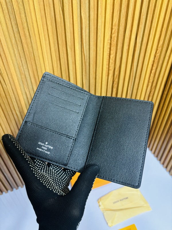 LOUIS VUITTO N PRINTED PREMIUM QUALITY HALF LONG WALLET