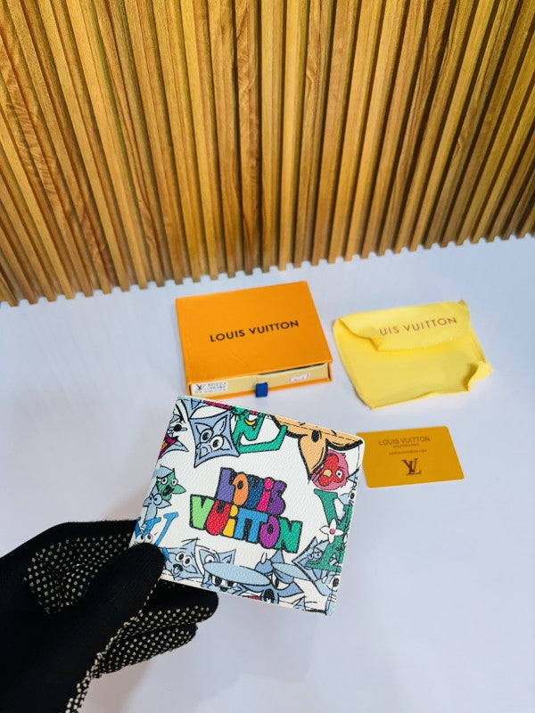 LOUIS VUITTO N WHITE PRINTED PREMIUM QUALITY WALLET