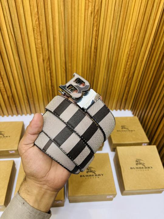 BURBERR_Y PREMIUM QUALITY AUTOMATIC LOCK BELT