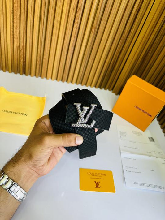 LOUIS VUITTO_N PREMIUM QUALITY BELT