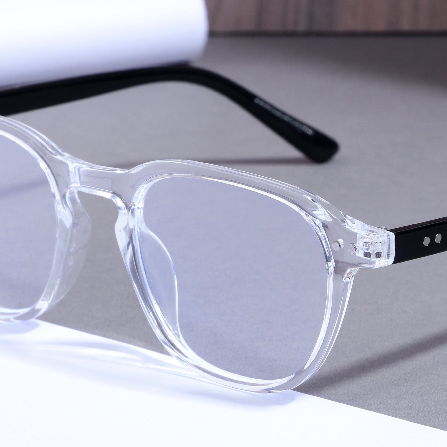 Loopy V1  White ARC Sunglasses